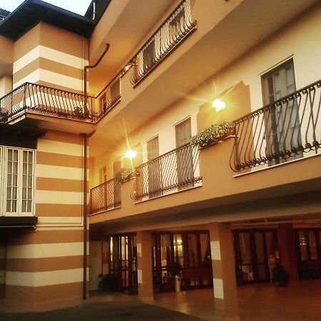 Hotel Trotter Leno Luaran gambar