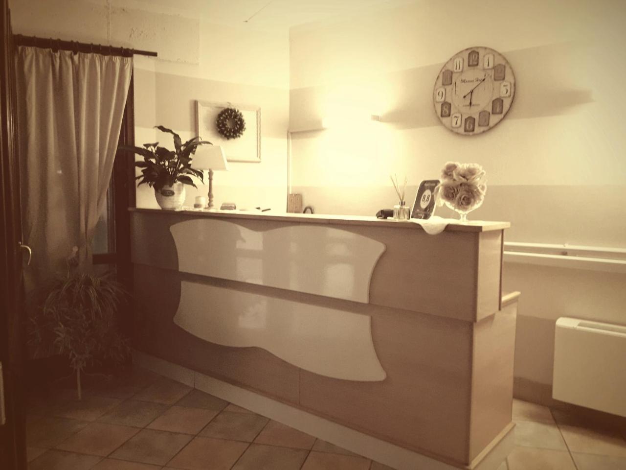 Hotel Trotter Leno Luaran gambar
